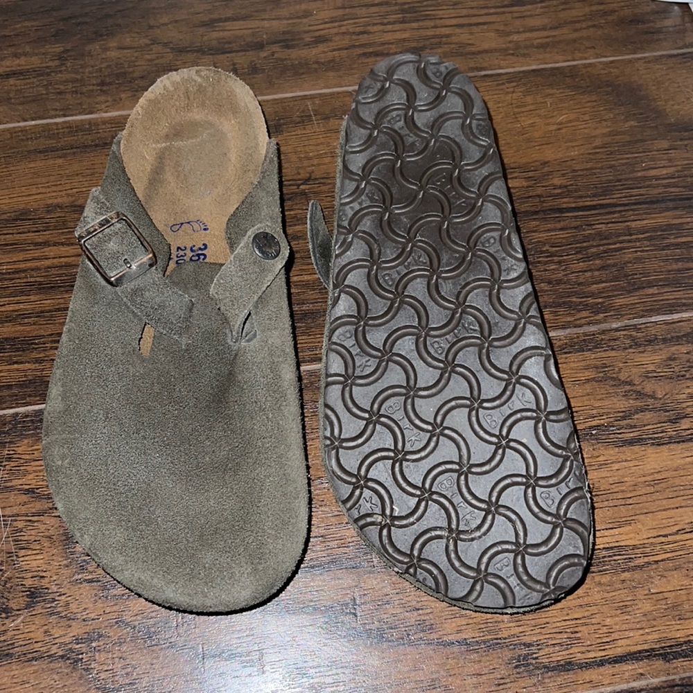 Boston Birkenstocks women size 6
